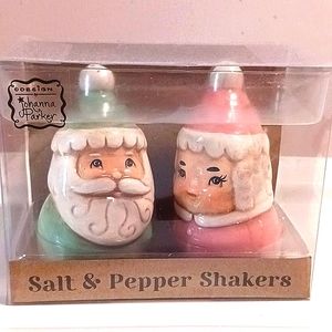 Design by Johanna Parker Mr & Mrs. Claus Salt & Pepper Shakers 🤶⚜️🎅